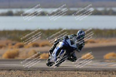 media/Dec-18-2022-SoCal Trackdays (Sun) [[8099a50955]]/Turn 14 (940am)/